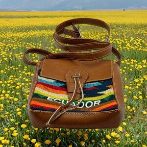 Ecuadorian “Shigra”  Handmade Woven Wool & Brown Leather Crossbody Bag Preowned